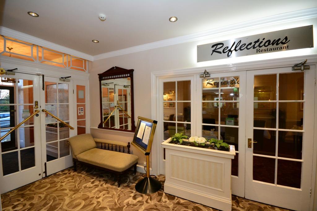 The Crescent Hotel Σκάρμπορο Εξωτερικό φωτογραφία